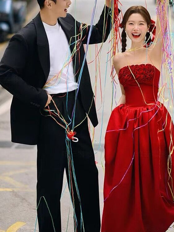 2025 Yeni Kırmızı Nedime Sokak - Photography Wedding incelemesi ve fiyatı